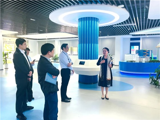 蘇州市社保中心副主任朱敏峰一行蒞臨我司開(kāi)展政協(xié)提案工作調(diào)研插圖1 蘇州市社保中心副主任朱敏峰一行蒞臨我司開(kāi)展政協(xié)提案工作調(diào)研插圖1