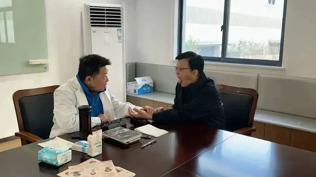 中醫(yī)義診進協(xié)昌，員工享受惠健康！